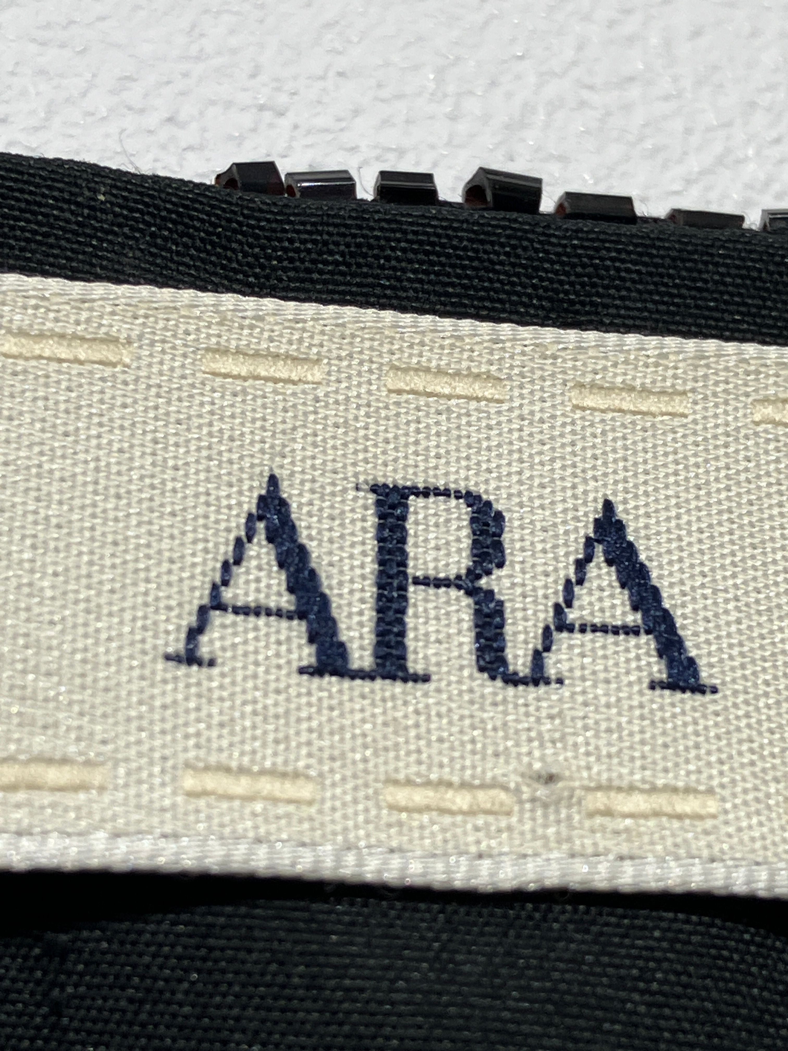 Ara Cardigan